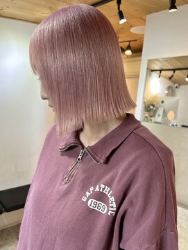 キラ 原宿(KILLA) ホワイトブロンド/ワイドバング/美髪/外ハネボブ