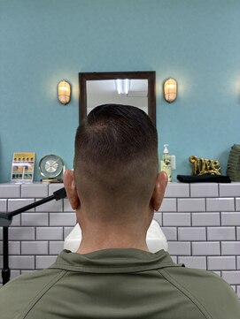 サムズヘア(Sam's hair) メンズカットベリーショートカラー