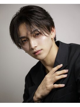 アストラ(ASTRA) MEN’S HAIR/波巻きツイストスパイラル/リバースセンターパート