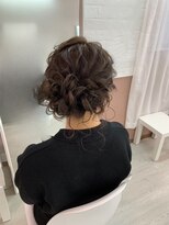 ホワイト(White)&nbsp;サイドシニヨン♪