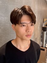 ピークアブー 原宿ハラカド(PEEK-A-BOO) フェザーパーマ、センターパート、毛流れテーパーフェード
