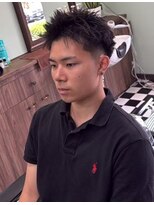 ケーエムシーセントラルルーツ(KMC Central Roots) フェード&カット+眉カット
