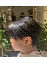 ネヴァー 綾瀬(Never) 毛流れセンターパート