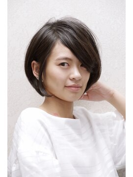 リビング(LIVING) イルミナカラーで上質大人ショートカット美シルエット