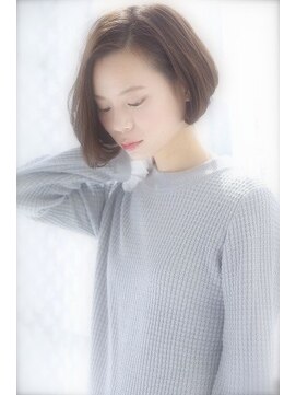 アイビー(Ivy) 毛先ワンカールの大人ボブ