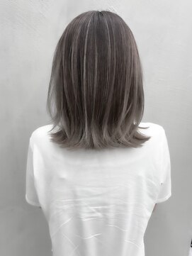 ギークス(GEEKS) 【GEEKS渋谷】パールホワイト/ハイライトカラー/涼しげヘア/小顔