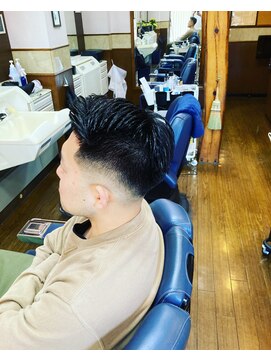 グルームハウスバイジェントル(GROOMHOUSEbyGENTLE) サイドパート×ミドルフェード