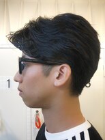 デイズ(DAYS)&nbsp;ツーブロック/センターパート/ビジネスパーマ/ナチュラル/自然