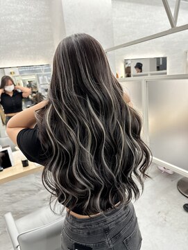 ユアーズヘア 東新宿店(youres hair) . 【白髪ぼかし×ULTOWA】ナチュラルな美髪カラー