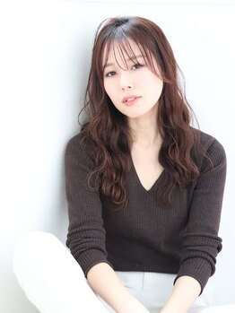 ヘアデザイン フレア(hair design Flare)の写真/髪の悩みに寄り添う技術が魅力。大人女性の“なりたい”を叶える、すべてにこだわる美髪サロン。