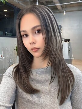 トゥイン 八王子(TWIN) ハイライトデザインカラーフェイスフレーミング暗めカラー