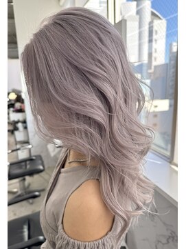 エゴル ナゴヤサカエ(ENGOL NAGOYA SAKAE) 新美蓮/ハイトーン/シルバー/グレージュ/ブリーチカラー