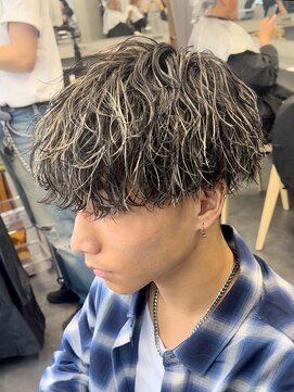 フィフス トウキョウ (fifth TOKYO) シャドウパーマ波巻きツイストスパイラルメンズハイライトパーマ