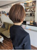 ツヤ感大人女性に人気のナチュラルボブ！
