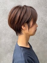 プラスイズム ヴェレン(PLUSISM Velen)&nbsp;顔まわり長めの大人丸みショート