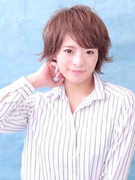 ラ ブレス 梅田茶屋町(LaBless) 大人可愛い小顔うぶバングショート