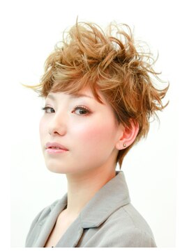 アスタ アヴェダ ASTA AVEDA 武蔵村山店 マニッシュショート