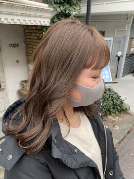 ロイジー(roijir) 【roijir 表参道】柔らかハイトーンベージュ