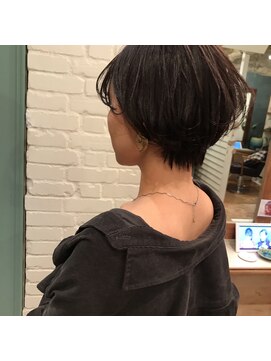 ラレイ(Lalei) ＊大人かわいいくびれショート　辻幸奈　表参道