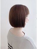 耳かけショートボブ