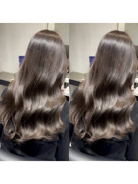 バレットプラス 銀座(VALETTE+) 暗くてもお洒落なオリーブグレージュ