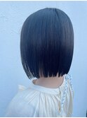 アッシュグレー×切りっぱなしボブ