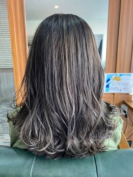ビーチ ヘア メイク 綱島店(BEACH hair make) コントラストハイライト