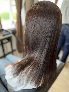 コア フィール ア デイ(COIFFURE A DAY) 【M3D ロング】当店人気メニューM3Dトリートメント