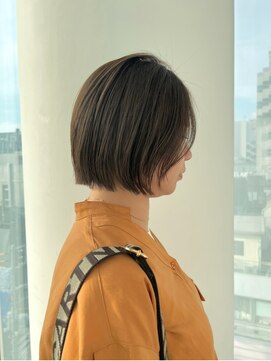ザック ヴィ(ZACC vie) 8トーン / ベージュブラウン / ボブ /顔まわりカット