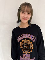 イル(ill)&nbsp;ダブルカラー　インナーカラー　切りっぱなしボブ　大須