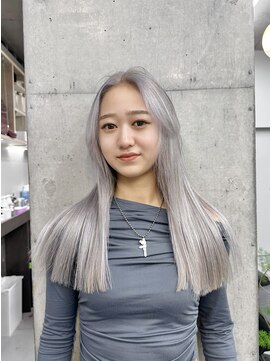 ヴァーディ オモテサンドウ(Vardy omotesando) シルバーアッシュカラー・メタルカラー