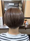 ショートボブ