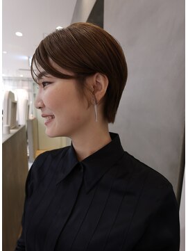 アトロ(Atoro) カット/カラー/イメチェン/顔周り/ボブ/レイヤーカット/大阪梅田