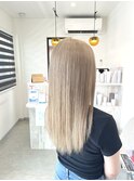 ミルクティーベージュ