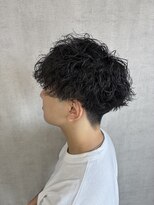 トリコ(ToricO)&nbsp;刈り上げショート　ツイストスパイラル　波打ちパーマ　メンズ