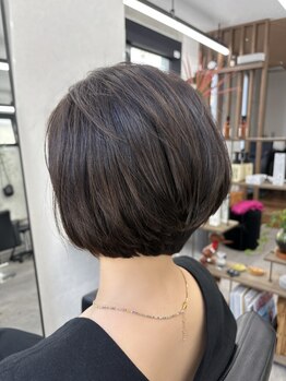 オントエンヘアー(ONTOEN.Hair)の写真/【学芸大学徒歩3分】骨格・髪質・クセを見極め、ベテランスタイリストが360°綺麗なシルエットを実現♪