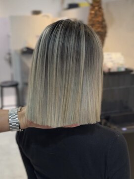 メリー オオサカ(Merly Osaka) バレイヤージュ/似合わせカット