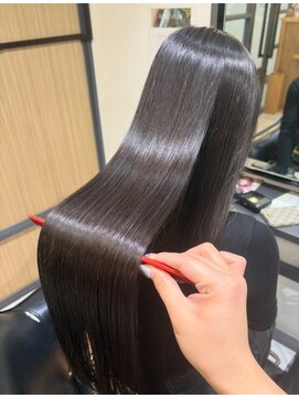 ニール(Neale.) 髪質改善縮毛矯正12.11黒髪