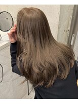 ヒュエ 表参道(Hue) オリーブベージュカラー