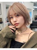 ベージュマロンベージュ顔まわりレイヤー