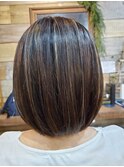 白髪ぼかしハイライト×ボブ