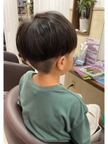 コアフィールフィス(COIFFURE fils) 【見附　今町】キッズカット　刈り上げマッシュ　黒髪　小学生