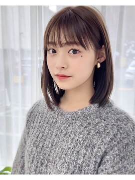 レイリー 原宿 表参道(Rayreee) 大人可愛い20代30代40代小顔似 原宿表参道グレージュカラー