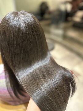 ロンド ロビン 栄(Lond robin) 【Lond robin】清水 美冴 艶髪/艶カラー/グレージュ/髪質改善