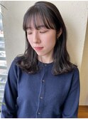 透ける暗髪