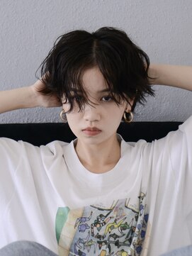 ロアーヘアー オペラオー 折尾店(RAWR hair Opera O) 【RAWR】メンズライク_センターパートパーマスタイル