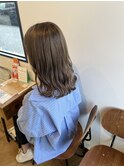 グレージュ×ダブルカラー