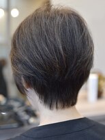 スイ(Sui)&nbsp;大人ショート/タイトなシルエット/40代/50代