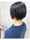 ショートボブ×ブルーブラック