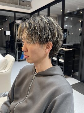 髪屋 紬 メンズ/メンズパーマ/メンズカット/ツイストスパイラル